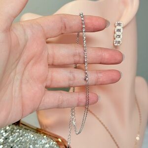 Elegant Silver Anklet With Crystals